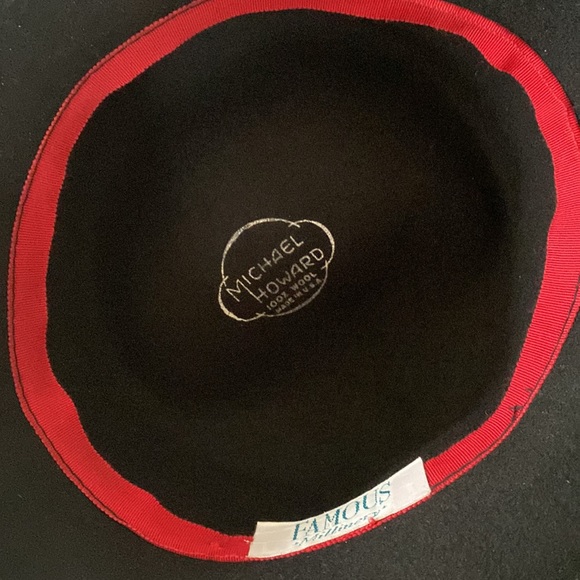 Michael Howard
Black Grosgrain Ribbon Rolled Rim Felted Wool Hat - Picture 5 of 10